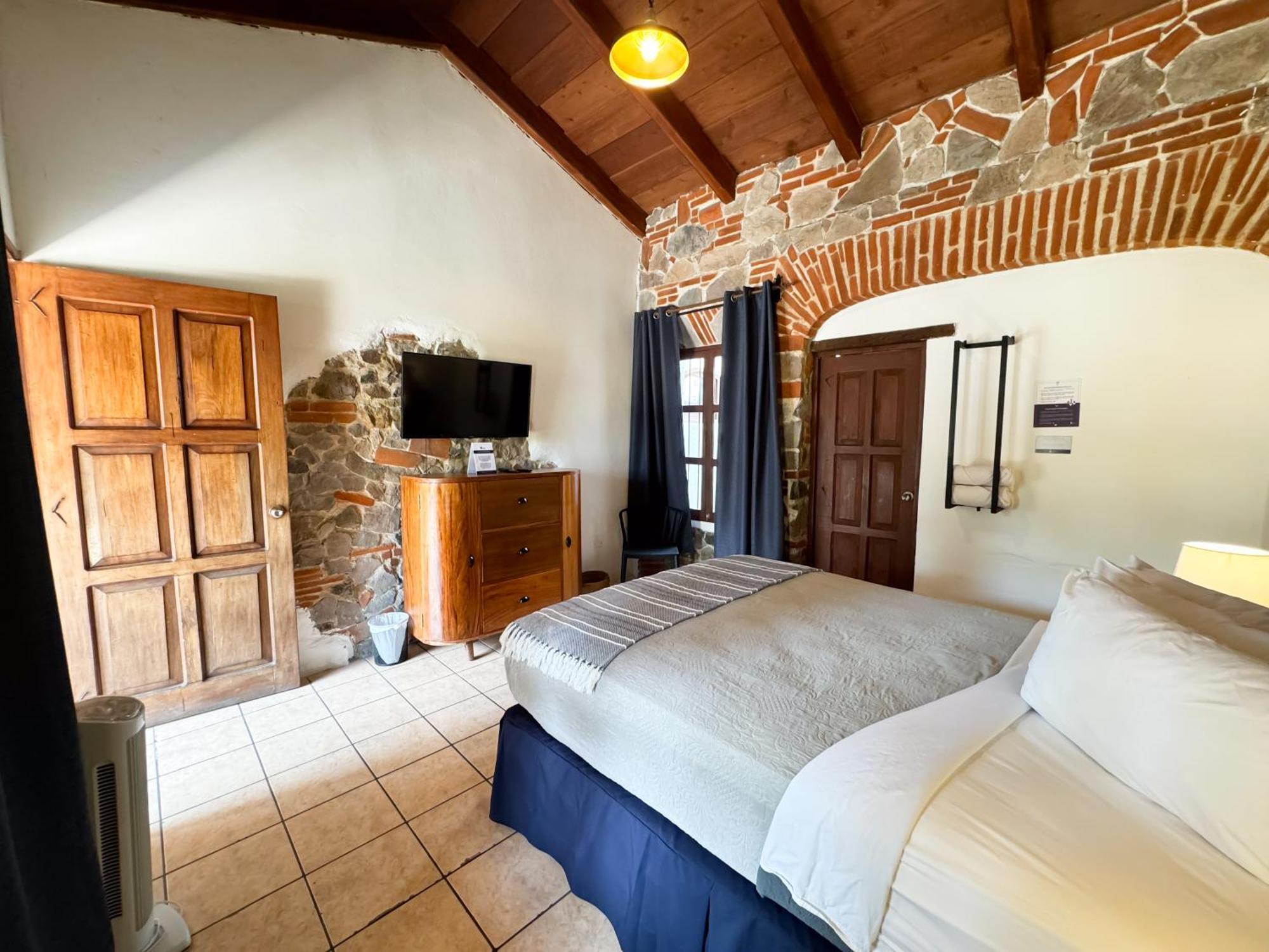 Hotel Cacique Real أنتيغوا غواتيمالا المظهر الخارجي الصورة